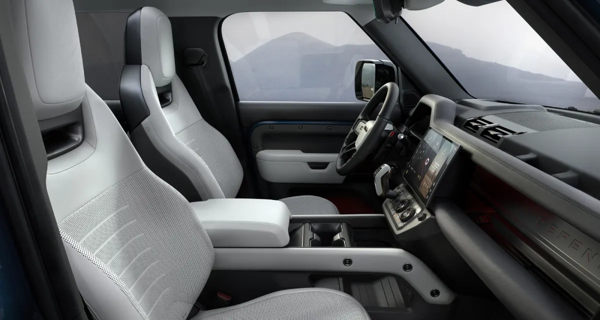 2025 Land Rover Defender Unveiled with Stylish Design Tweaks & Tech Upgrades (1).webp