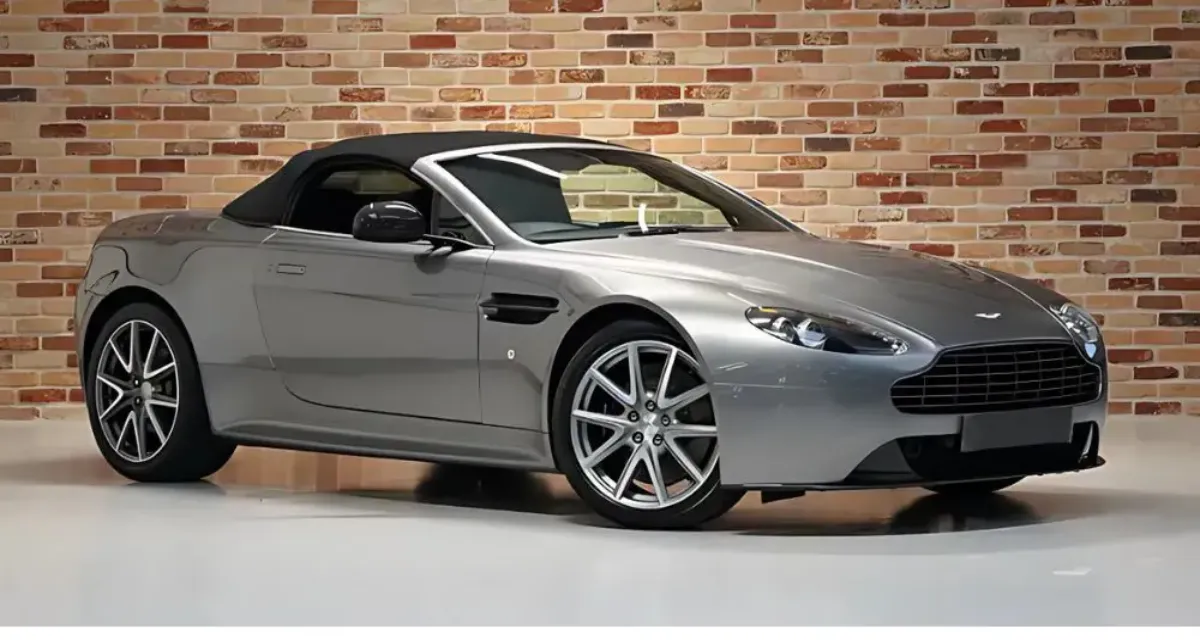 Aston_Martin_V8_Vantage_Roadster_1-20241203071636.webp