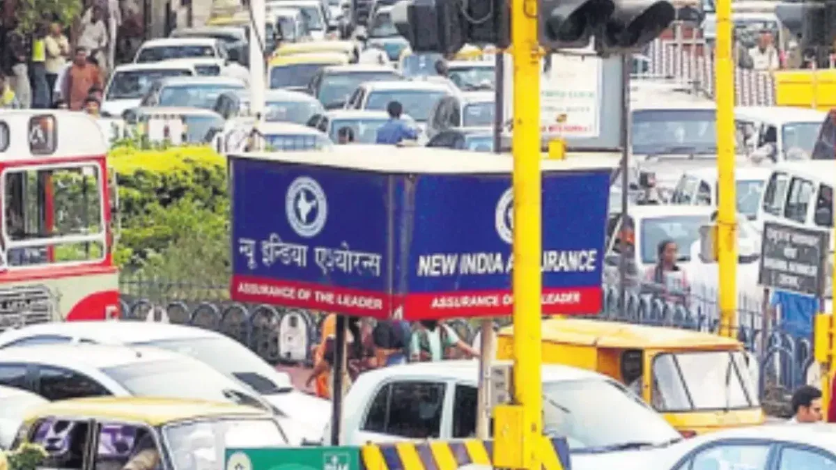 MP complains on video over e-e-challans; Mumbai Traffic Police responds with Rs 16,900 in due fines