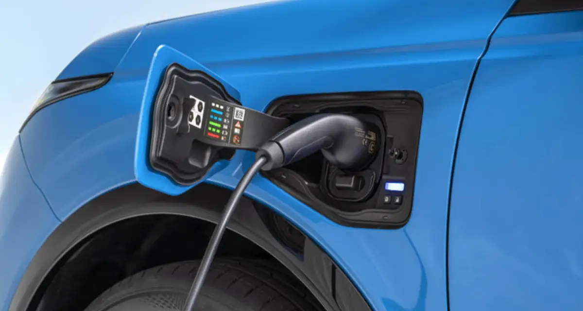 Nissan Unveils 2025 Micra EV_ A Bold Step into Electric Urban Mobility (1).webp